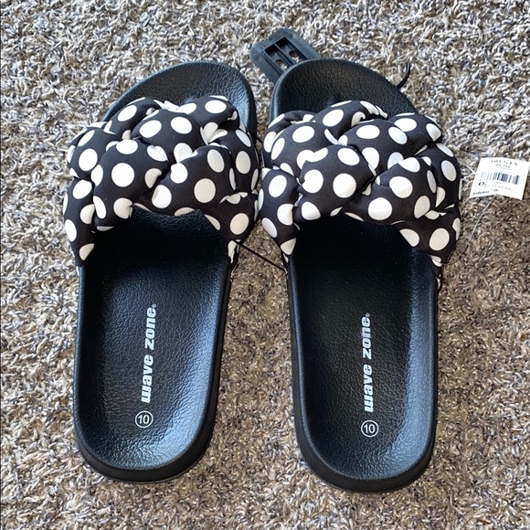 Amazon Black and White Polka Dot Sandals - Picture 2 of 3